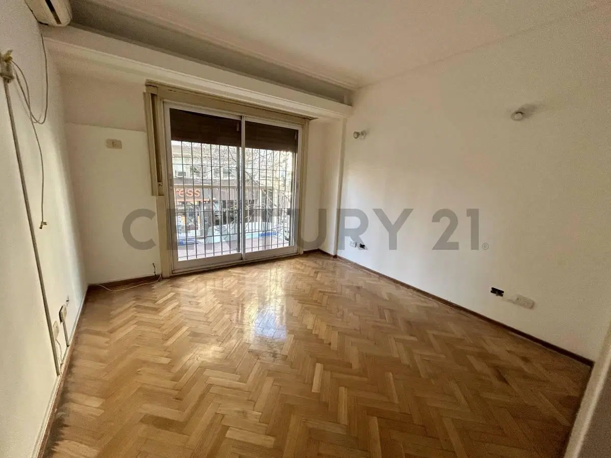 ALQUILER DEPARTAMENTO 4 AMBIENTES CON DEPENDENCIA, COCHERA Y PATIO EN BELGRANO 8