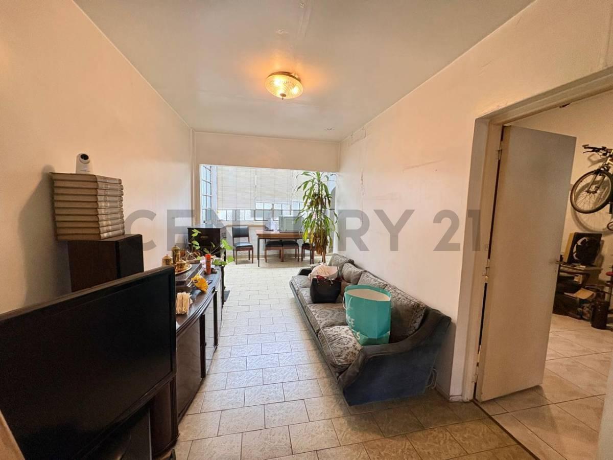 Foto de VENTA | Casa a refaccionar o Terreno en Monte Castro, imagen 4