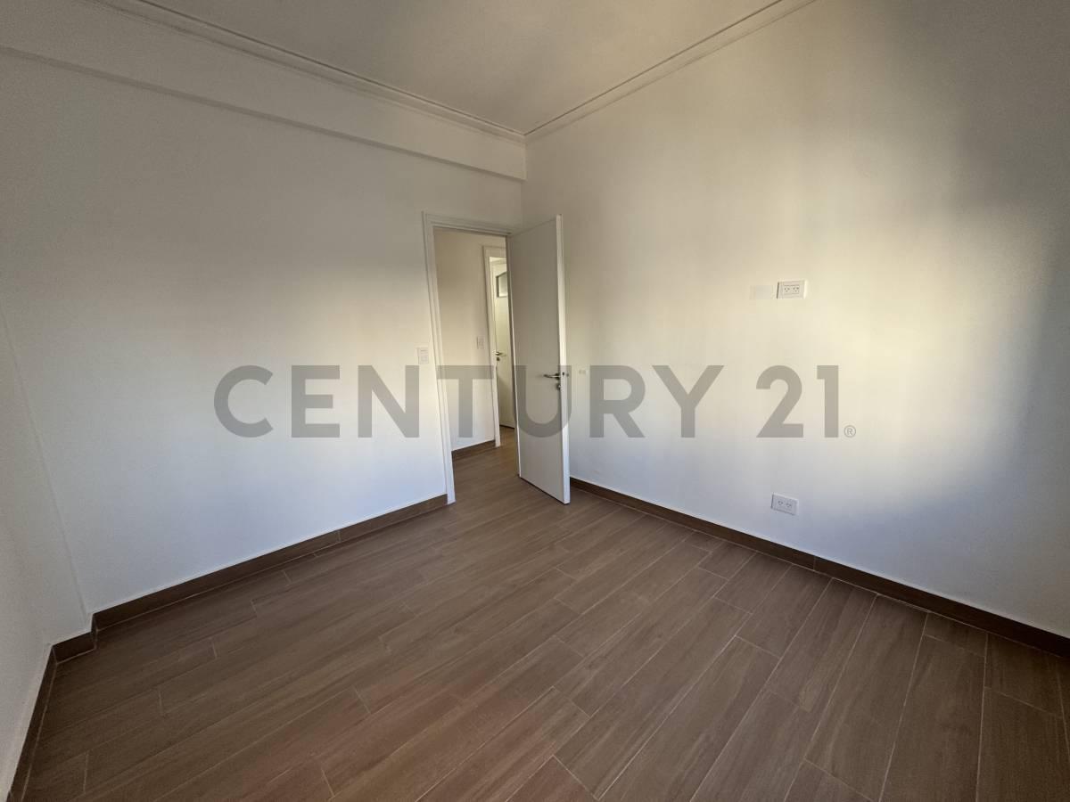 Foto de VENTA DEPARTAMENTO 4 AMBIENTES EN ALMAGRO TOTALMENTE REFACCIONADO / ACEPTA PERMUTA, imagen 5