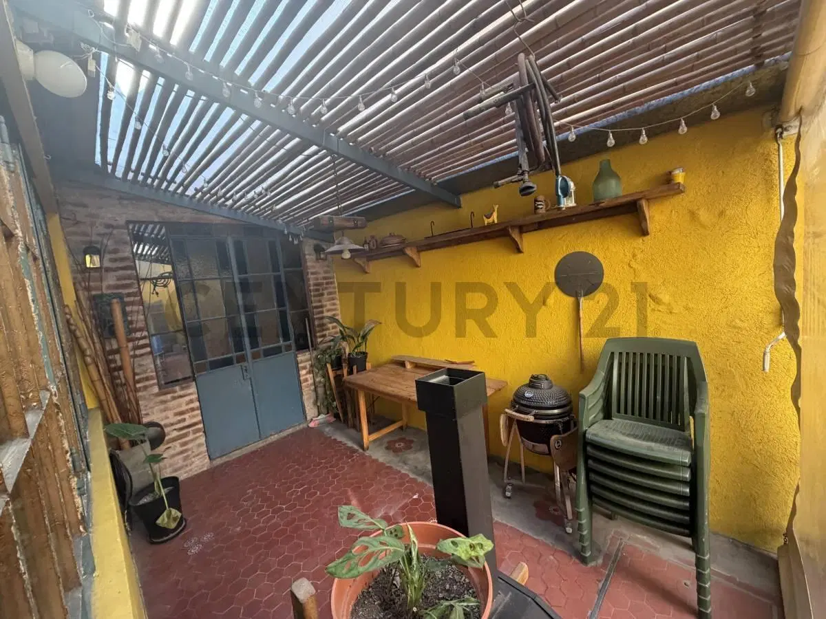 VENTA PH 5 AMBIENTES CON PATIO Y TERRAZA EN PARQUE AVELLANEDA 4