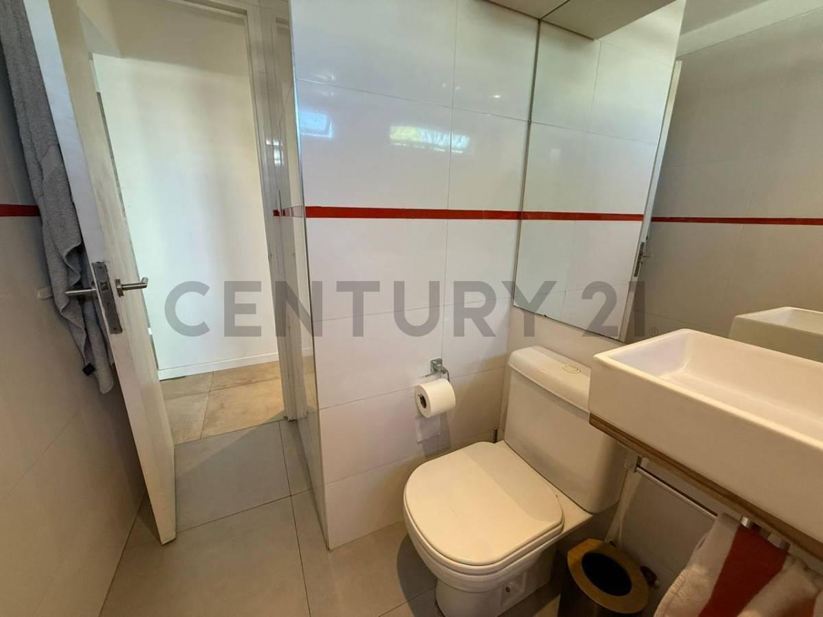 Foto de VENTA DEPARTAMENTO 3 AMBIENTES AL FRENTE APTO PROFESIONAL EN PALERMO, imagen 2