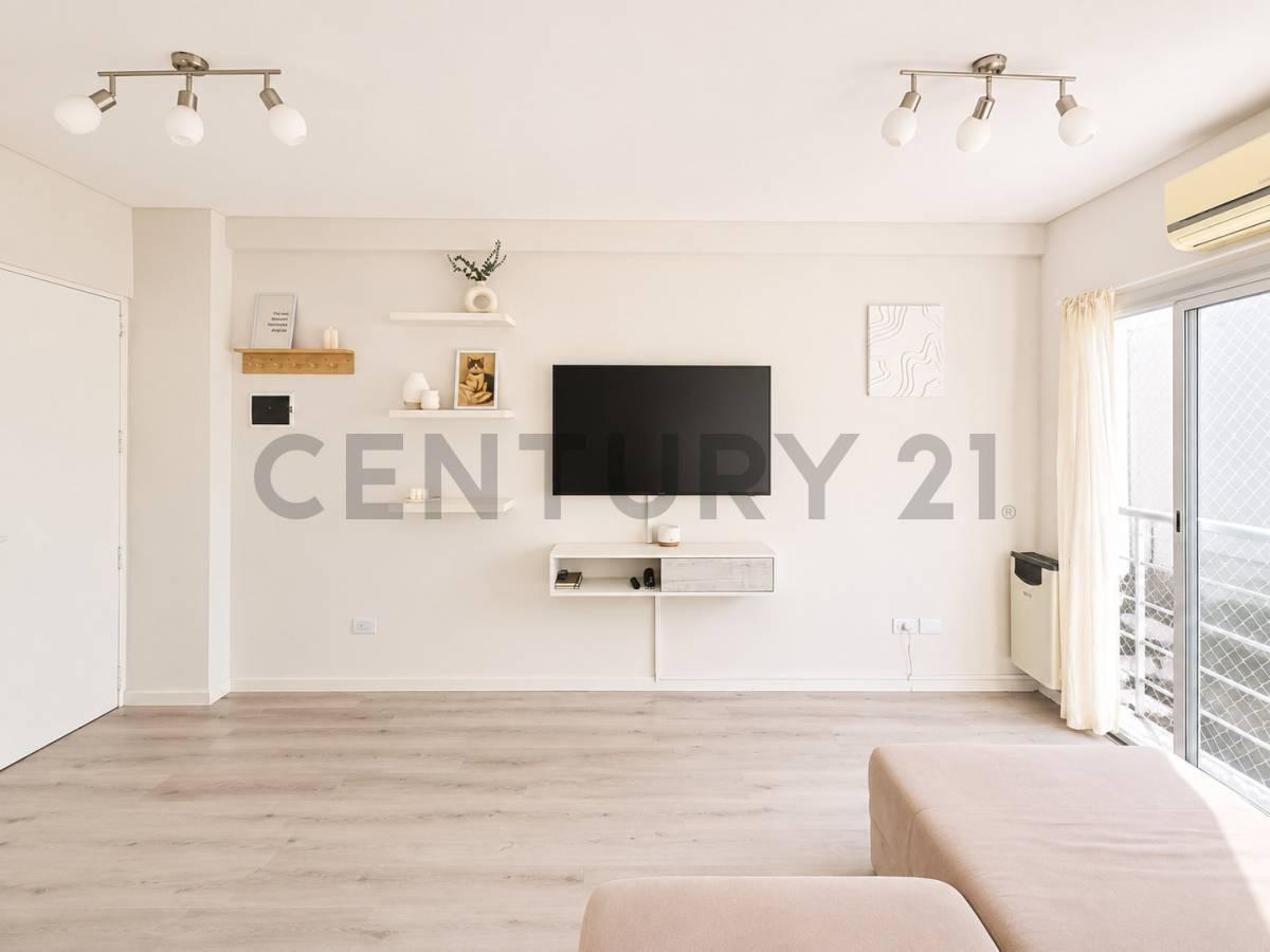 Foto de DEPARTAMENTO 2 AMBIENTES CON PILETA EN VILLA URQUIZA EN VENTA, imagen 4