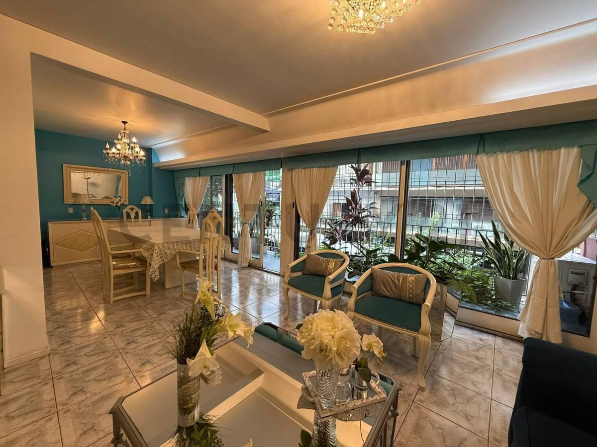 Foto de VENTA DEPARTAMENTO 4 AMBIENTES CON COCHERA EN RECOLETA - ACEPTA PERMUTA, imagen 1