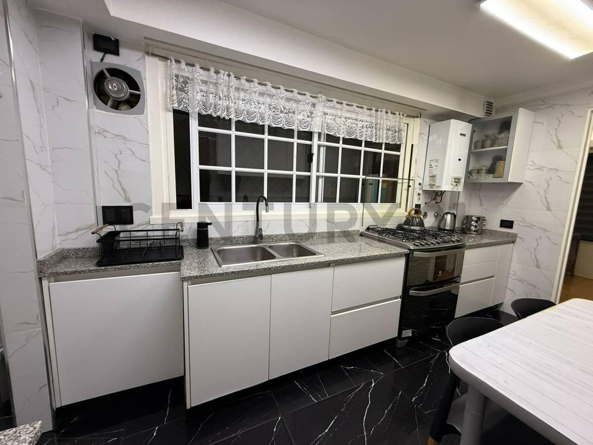 Foto de VENTA DEPARTAMENTO 4 AMBIENTES CON COCHERA EN RECOLETA - ACEPTA PERMUTA, imagen 3