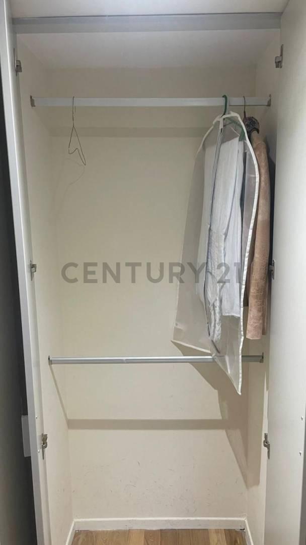 Foto de ALQUILER DEPARTAMENTO 2 AMBIENTES CON MUCHA LUZ, TOILETTE, COCHERA Y, imagen 1