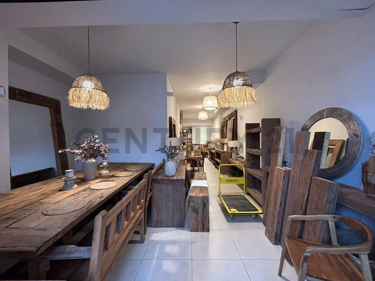 Foto de VENTA LOCAL COMERCIAL EN FLORES, imagen 3