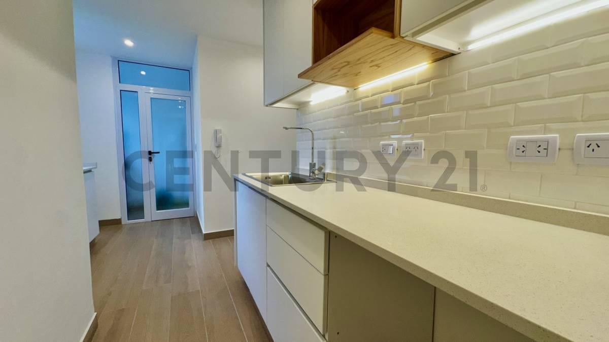 Foto de VENTA DEPARTAMENTO 4 AMBIENTES PALERMO REFACCIONADO PREMIUM LUMINOSO, imagen 1