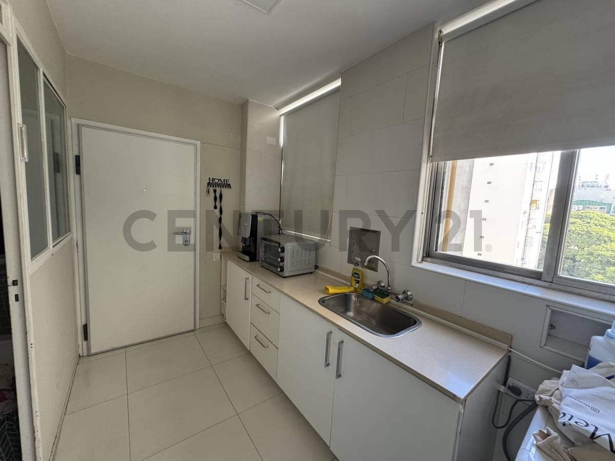 Foto de Venta Departamento 5 Ambientes, 3 dormitorios, con Dependencia en, imagen 1