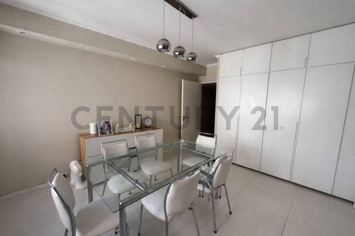 Foto de Venta Departamento 5 Ambientes, 3 dormitorios, con Dependencia en, imagen 5