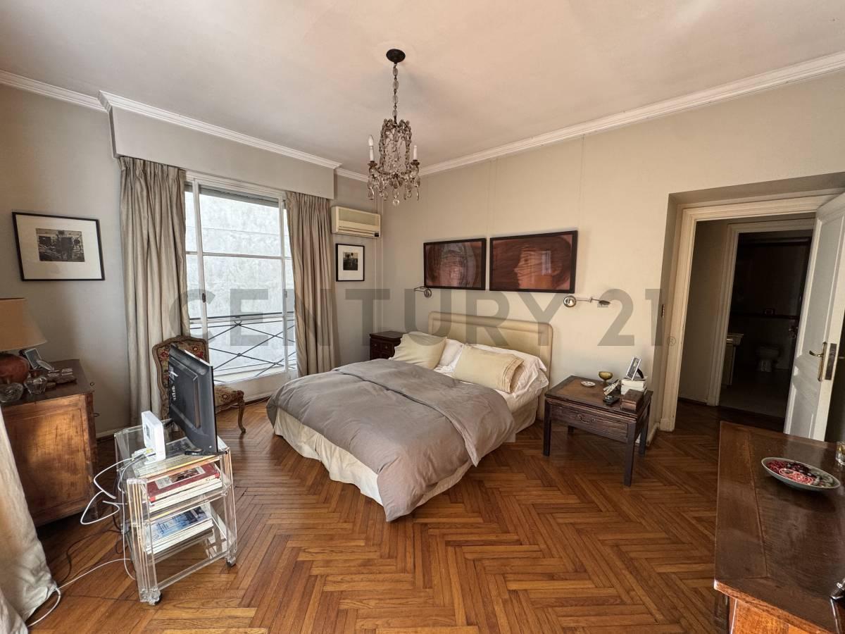 Foto de VENTA DEPARTAMENTO 6 AMBIENTES CON 2 DEPENDENCIAS Y COCHERA EN PALERMO, imagen 5