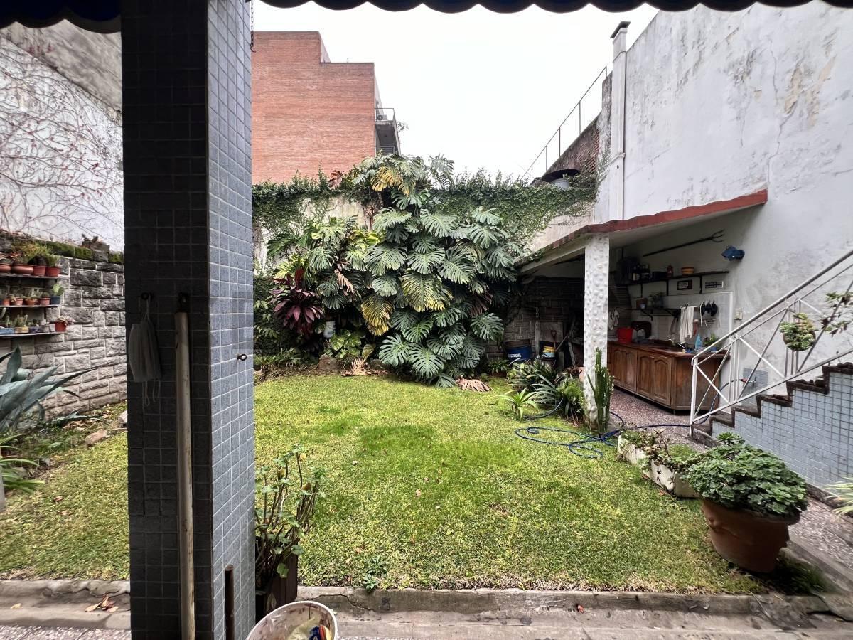 Foto de AMPLIO PH EN VILLA CRESPO +4 AMB. CON JARDIN, TERRAZA Y PARRILLA, imagen 4
