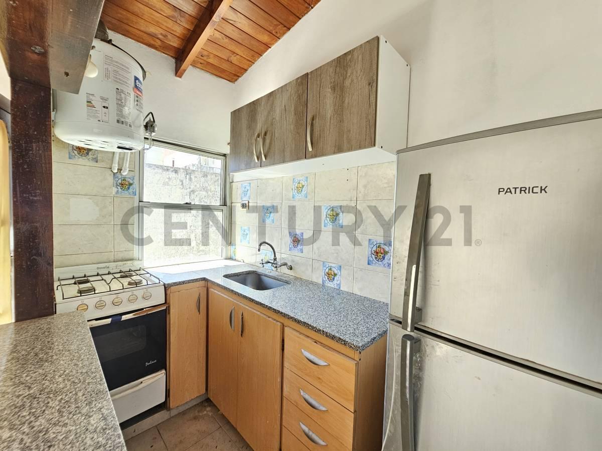 Foto de Venta PH multifamiliar 5 ambientes c/terraza y patio, en Mataderos, imagen 5