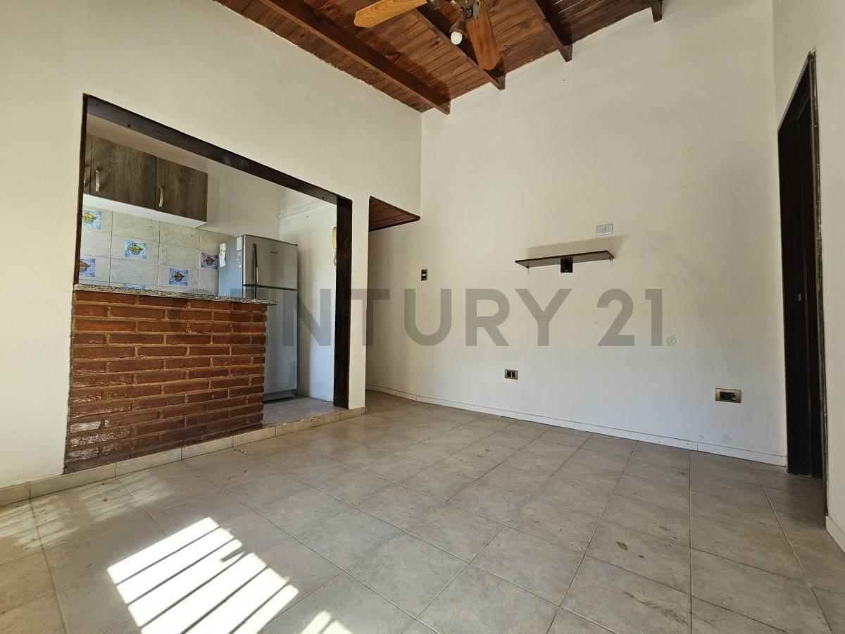 Foto de Venta PH multifamiliar 5 ambientes c/terraza y patio, en Mataderos, imagen 3