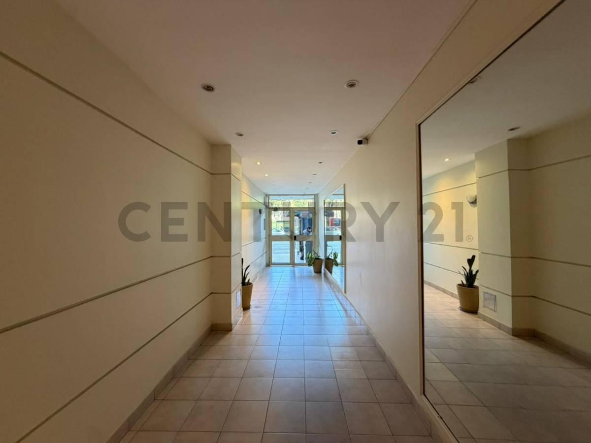 Foto de Venta Departamento 2 Ambientes en Palermo Chico - Apto Credito/ Apto, imagen 3