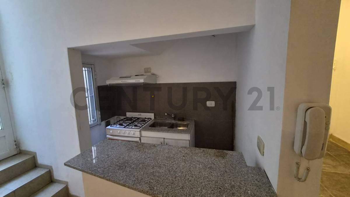 Foto de VENTA PH 2 AMBIENTES VILLA DEVOTO APTO PERMUTA, imagen 4