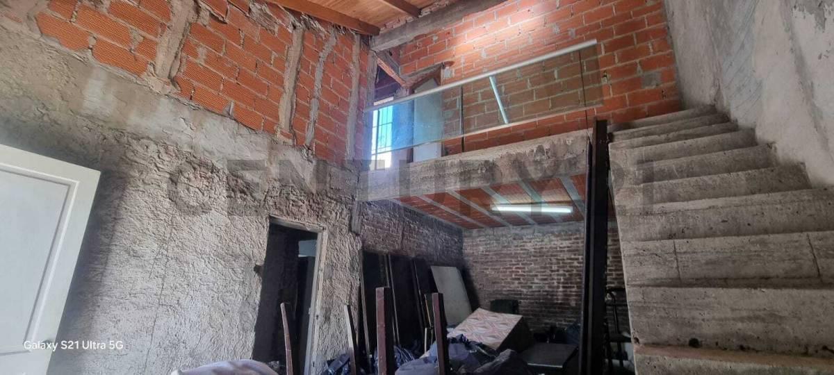 Foto de VENTA CASA 4 AMBIENTES FLORENCIO VARELA, imagen 5