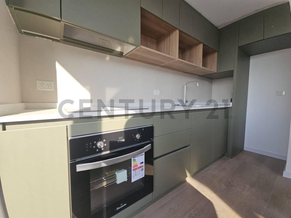 Foto de VENTA MONOAMBIENTE DIVISIBLE con Balcón Aterrazado y parrilla en, imagen 2