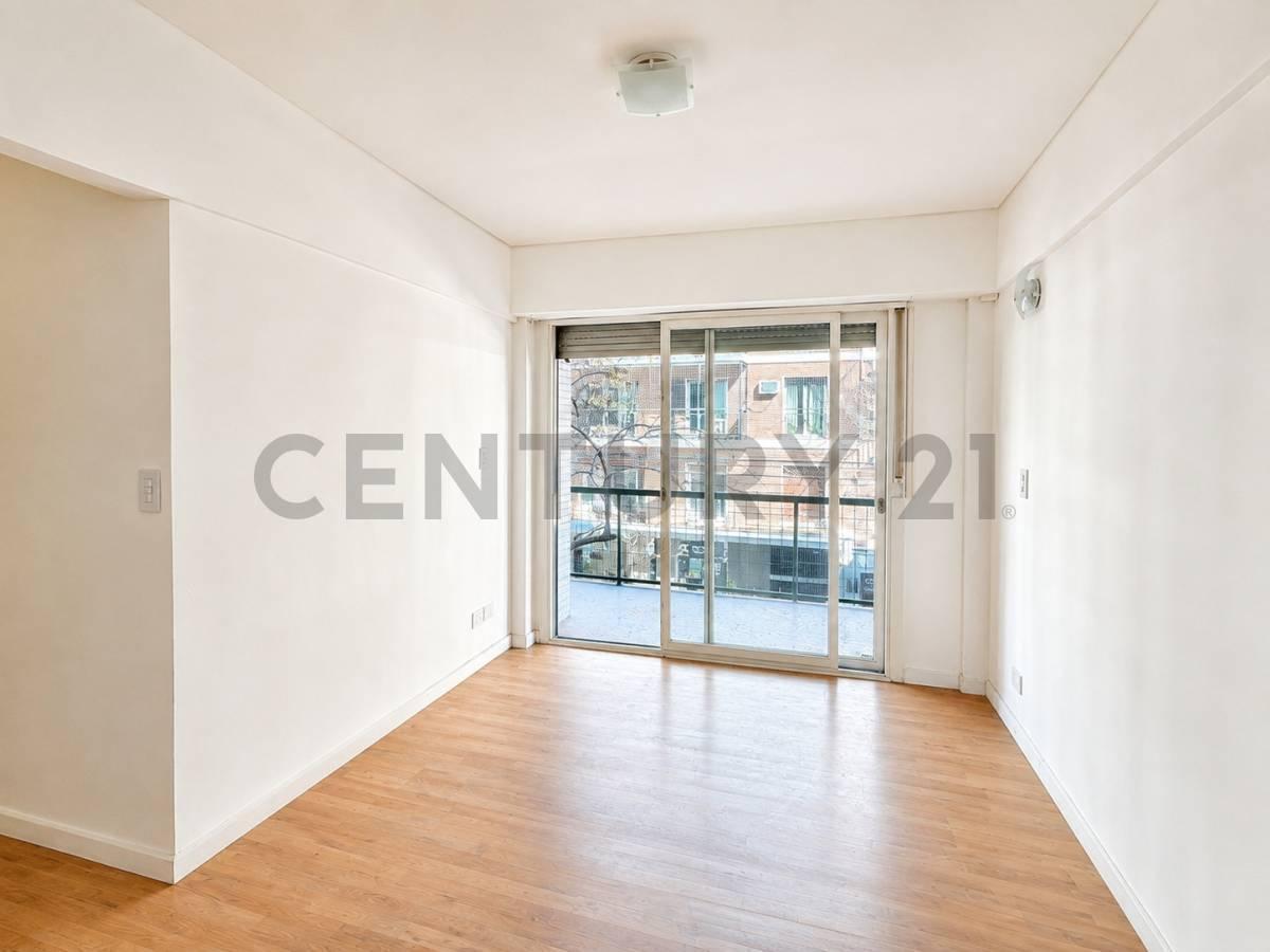 Foto de Venta Departamento 3 Ambientes con Balcón Corrido al Frente – Recoleta, imagen 3