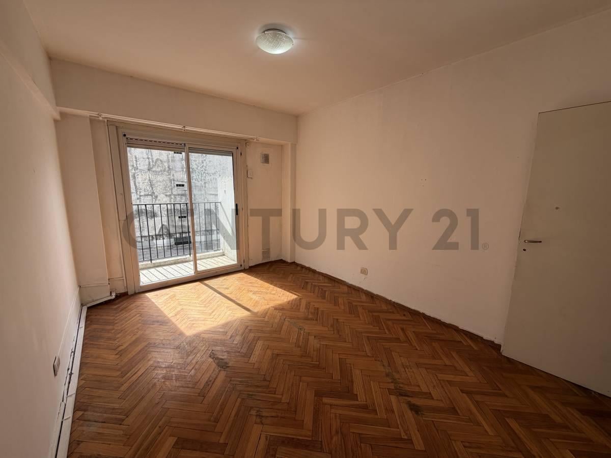 Foto de VENTA MONOAMBIENTE DIVIDIDO CON BALCON EN RECOLETA, imagen 3