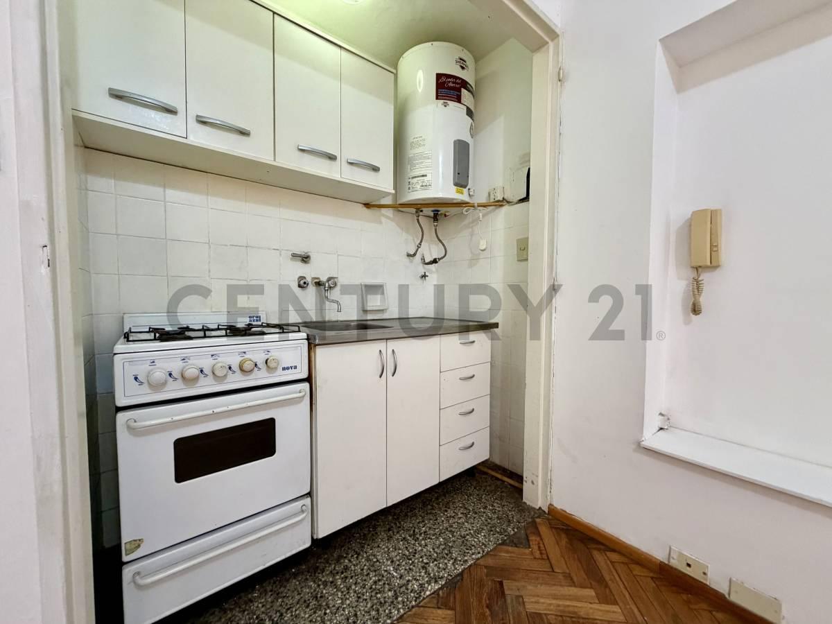 Foto de VENTA MONOAMBIENTE DIVIDIDO CON BALCON EN RECOLETA, imagen 4