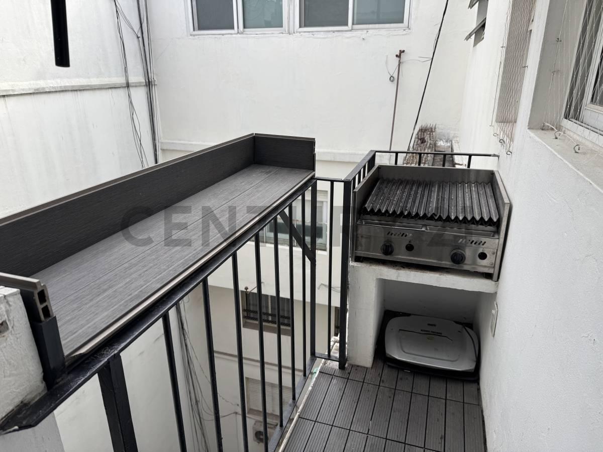 Foto de VENTA DEPARTAMENTO 3 AMBIENTES CON DEPENDENCIA PISO ALTO HECHO A NUEVO, imagen 5