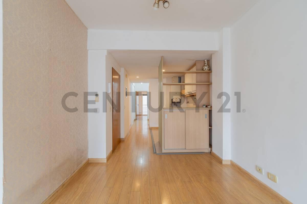 Foto de VENTA DEPARTAMENTO 2 AMBIENTES CON ESCRITORIO EN BELGRANO, imagen 5