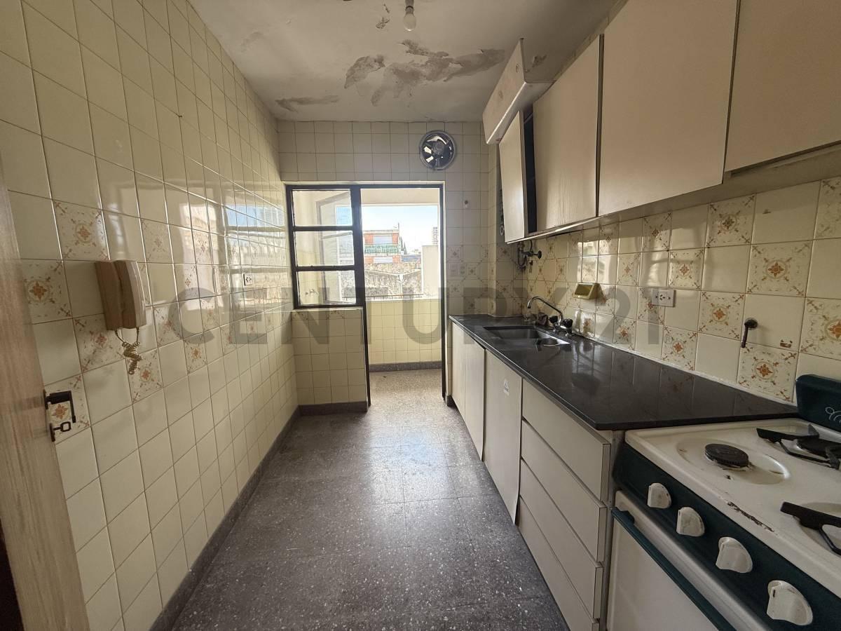 Foto de VENTA DEPARTAMENTO 2 AMBIENTES CON BALCÓN EN COGHLAN, imagen 4