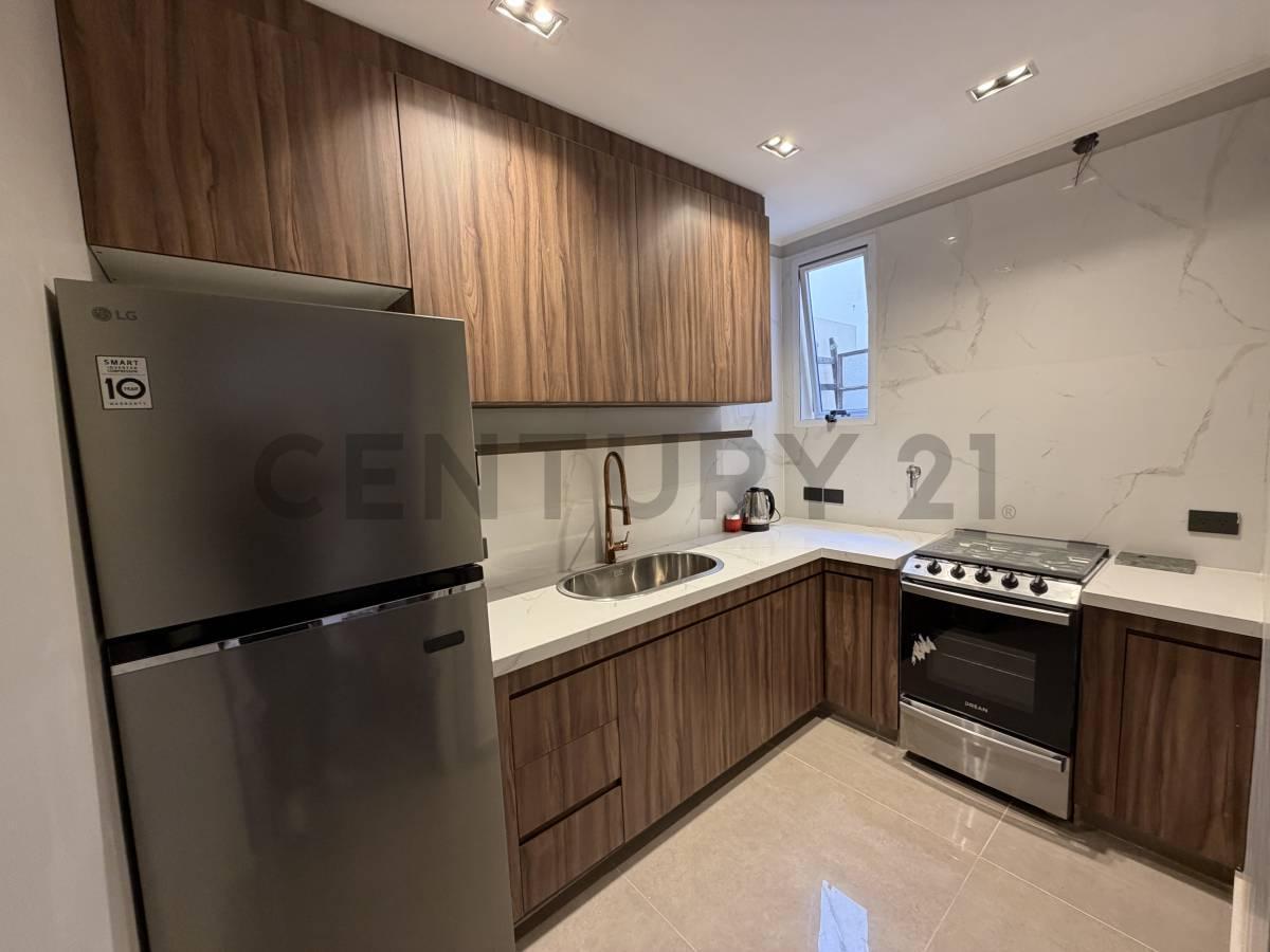 Foto de VENTA DEPTO 4 AMBIENTES RECICLADO CON PATIO EN PLENO COLEGIALES, imagen 3