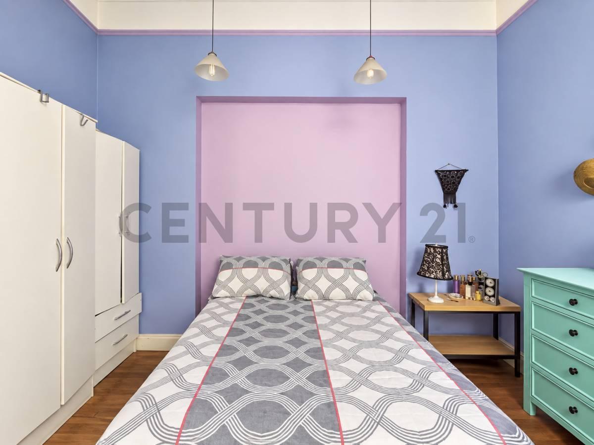Foto de VENTA DEPTO 4 AMBIENTES C/DEP Y ESCRITORIO EN ALMAGRO, imagen 2