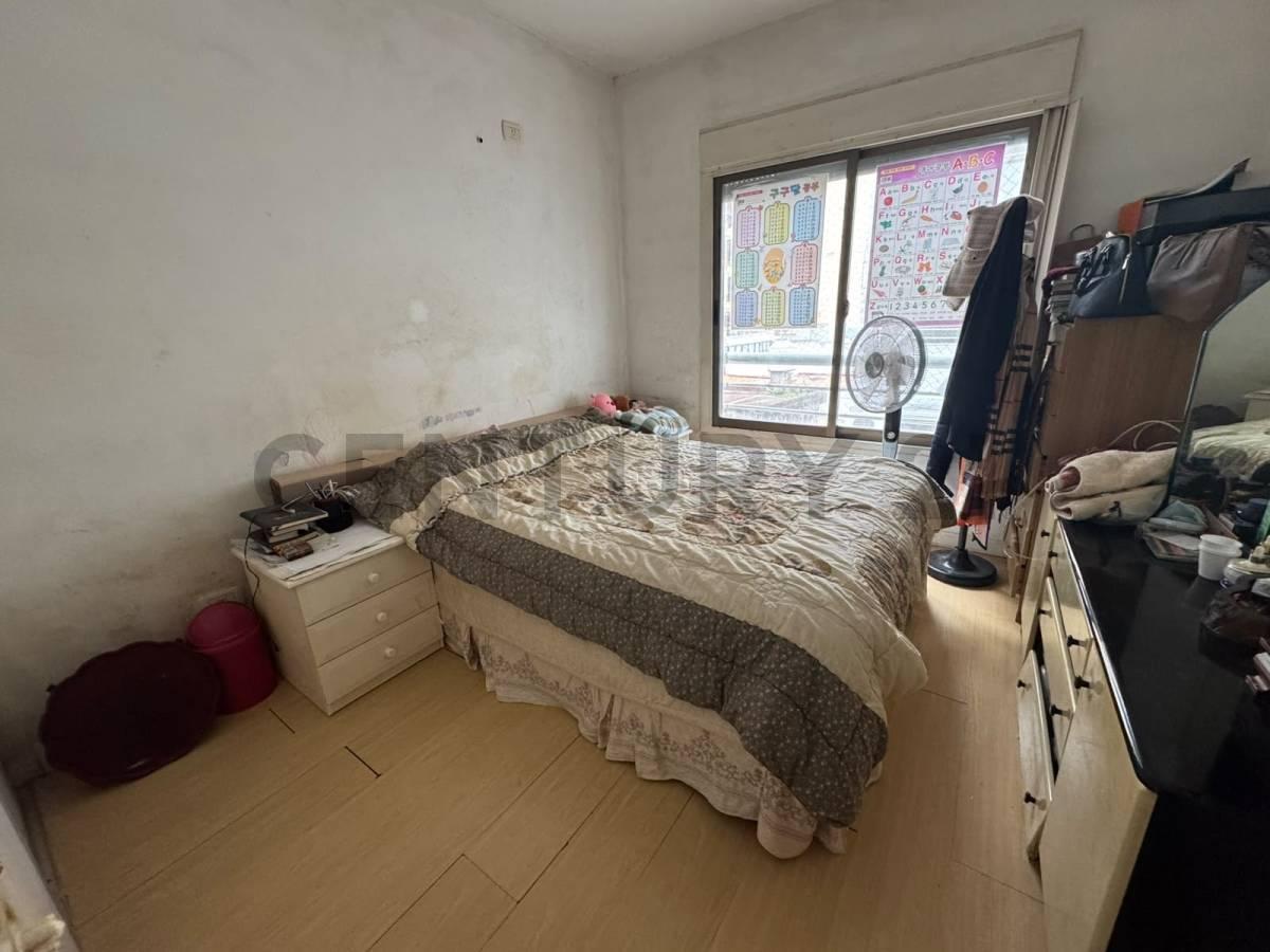 Foto de VENTA DEPARTAMENTO 4 AMBIENTES CON COCHERA EN FLORES, imagen 1