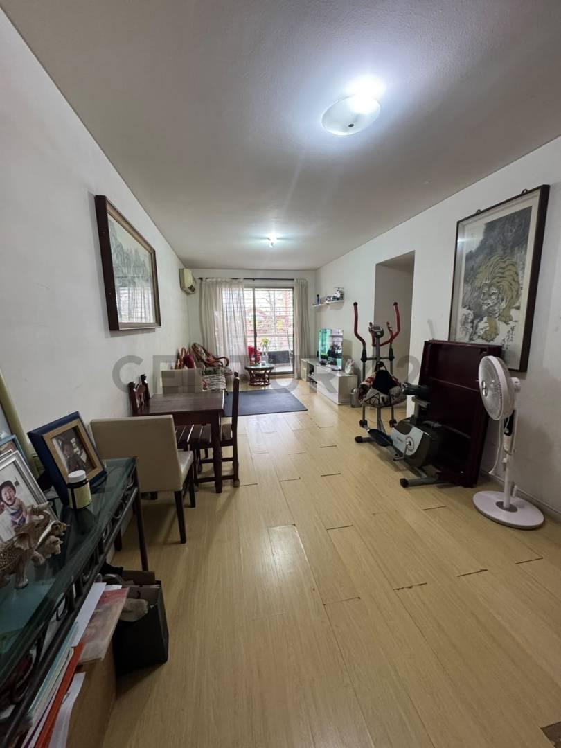 Foto de VENTA DEPARTAMENTO 4 AMBIENTES CON COCHERA EN FLORES, imagen 3
