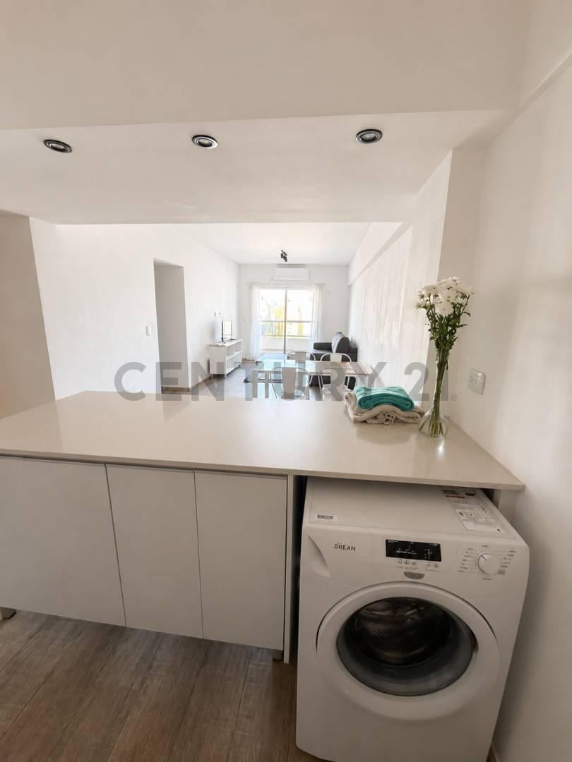 Foto de VENTA DEPTO 3 AMBIENTES EN BELGRANO CON BALCON ATERRAZADO Y PARRILA, imagen 2