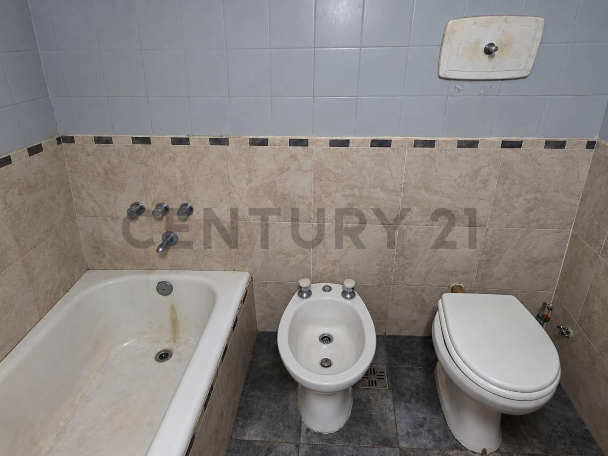 Foto de Venta Depto 3 Ambientes con Balcón y Baulera en Caballito – Parque, imagen 4