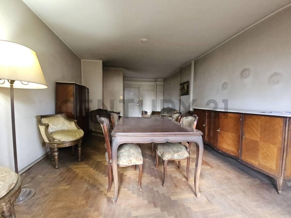 Foto de VENTA DEPTO 4 AMBIENTES CON DEPENDENCIA Y BALCÓN CORRIDO EN CABALLITO, imagen 5