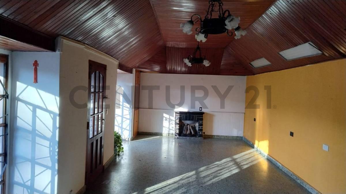 Foto de Venta | PH de 3 Ambientes con Local al Frente | Excelente Ubicación en, imagen 3