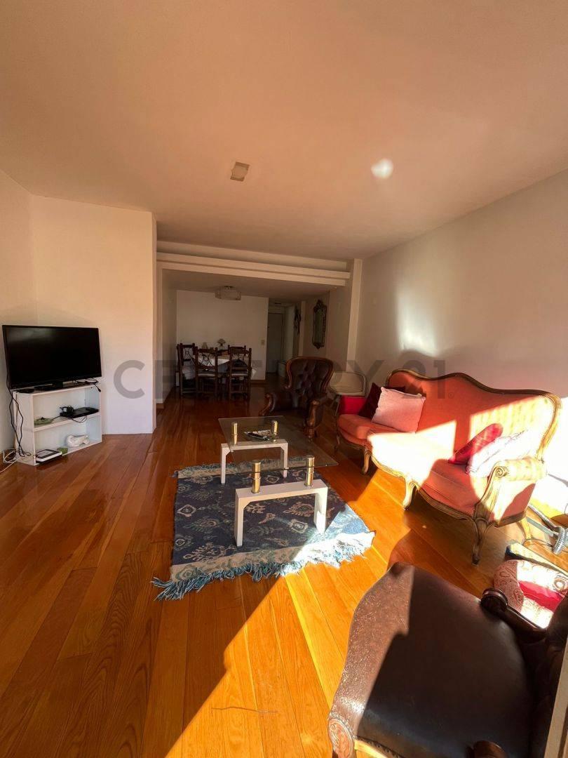 Foto de VENTA DEPTO 4 AMBIENTES CON COCHERA EN RECOLETA - ACEPTA PERMUTA, imagen 1