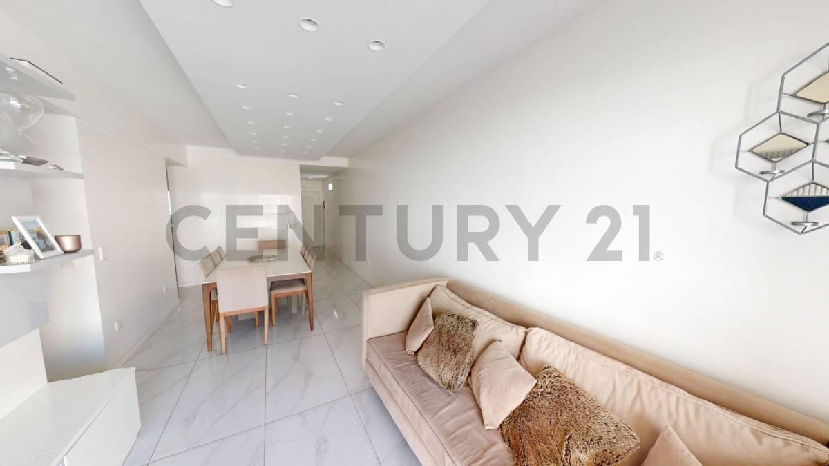 Foto de VENTA DEPARTAMENTO 4 AMBIENTES CON DEPENDENCIA Y COCHERA EN RECOLETA, imagen 4