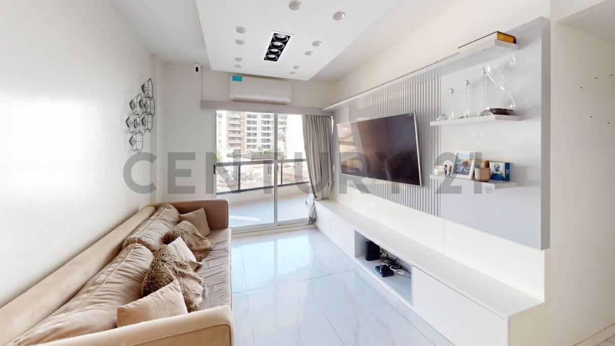 Foto de VENTA DEPARTAMENTO 4 AMBIENTES CON DEPENDENCIA Y COCHERA EN RECOLETA, imagen 1