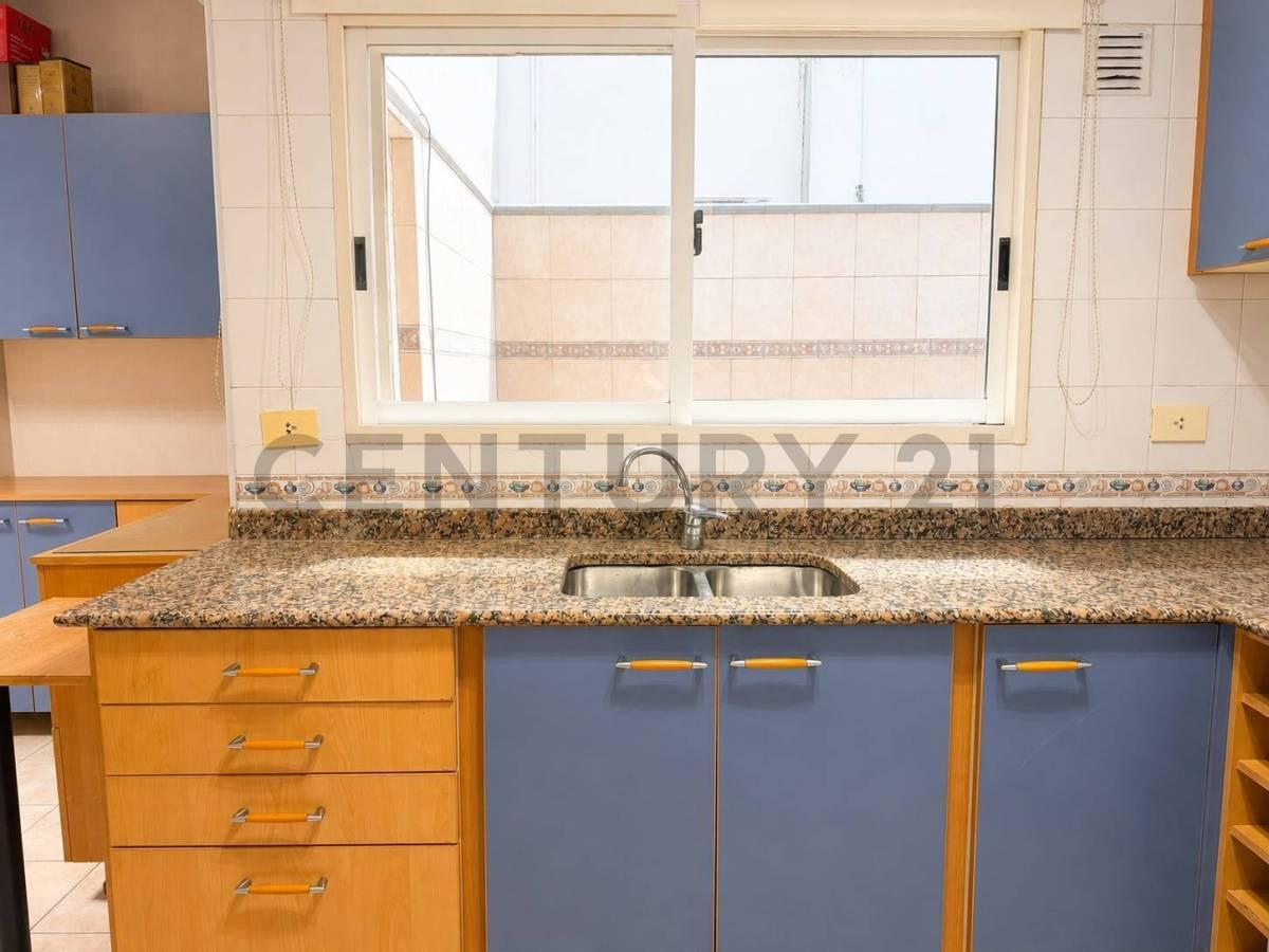 Foto de VENTA DEPARTAMENTO 4 AMBIENTES CON PATIO PROPIO + AMENITIES + 2, imagen 2