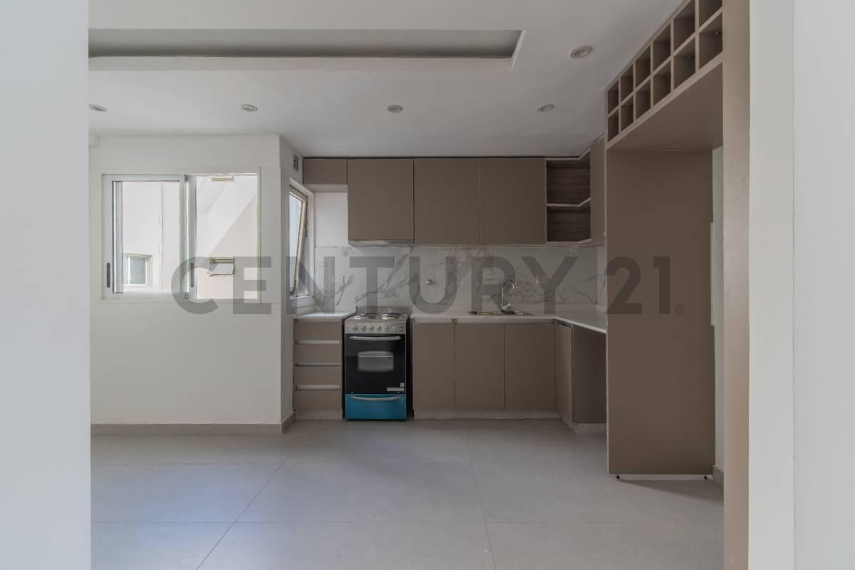 Foto de VENTA DEPARTAMENTO 4 AMBIENTES EN PALERMO CON COCHERA EN EDIFICIO CON, imagen 3
