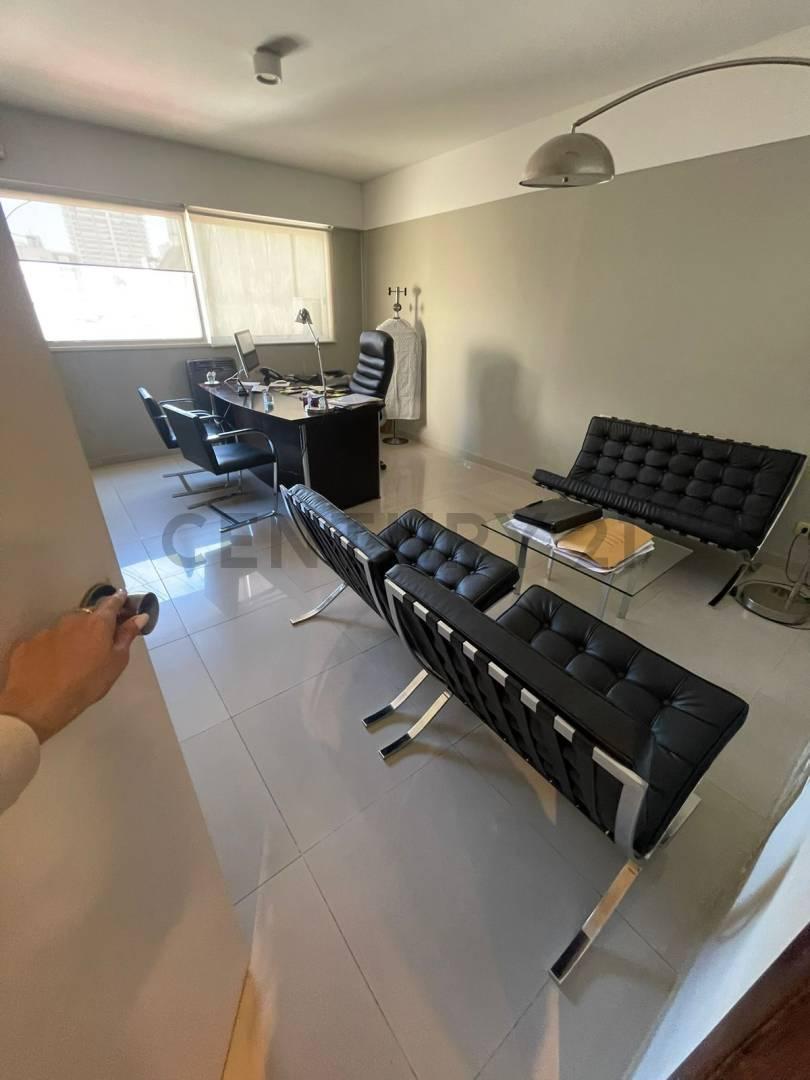 Foto de VENTA OFICINA 6 AMBIENTES RECOLETA, imagen 1