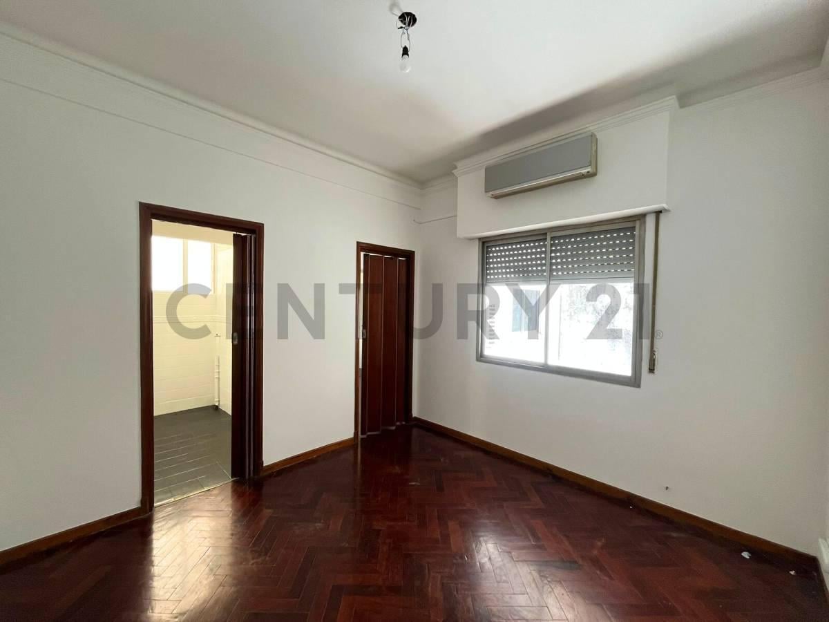 Foto de VENTA DEPARTAMENTO 2 AMBIENTES Y MEDIO EN PALERMO BOTANICO - APTO, imagen 3