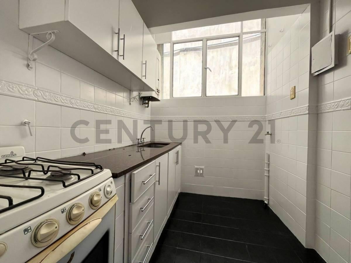 Foto de VENTA DEPARTAMENTO 2 AMBIENTES Y MEDIO EN PALERMO BOTANICO - APTO, imagen 5