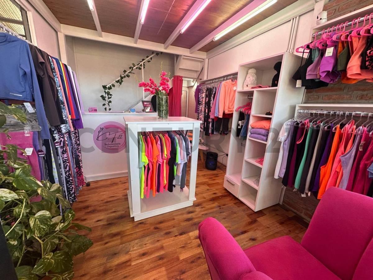 Foto de VENTA LOCAL COMERCIAL CON ENTREPISO | DOCKS DEL PUERTO – TIGRE, imagen 4