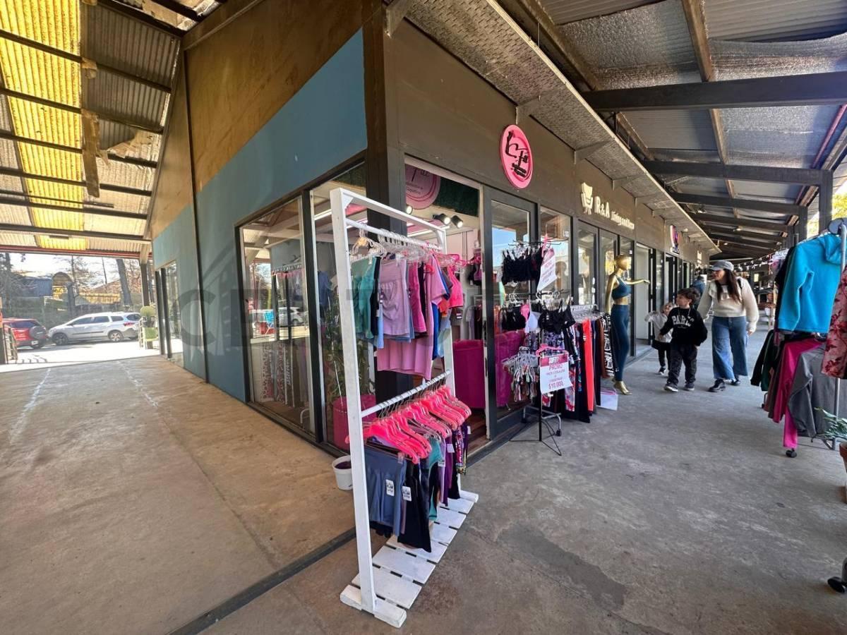 Foto de VENTA LOCAL COMERCIAL CON ENTREPISO | DOCKS DEL PUERTO – TIGRE, imagen 5