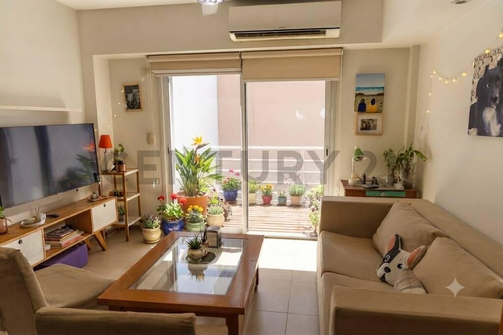 Foto de VENTA TRIPLEX 4 AMBIENTES EN LOMAS DE NÚÑEZ | PATIO + TERRAZA +, imagen 3