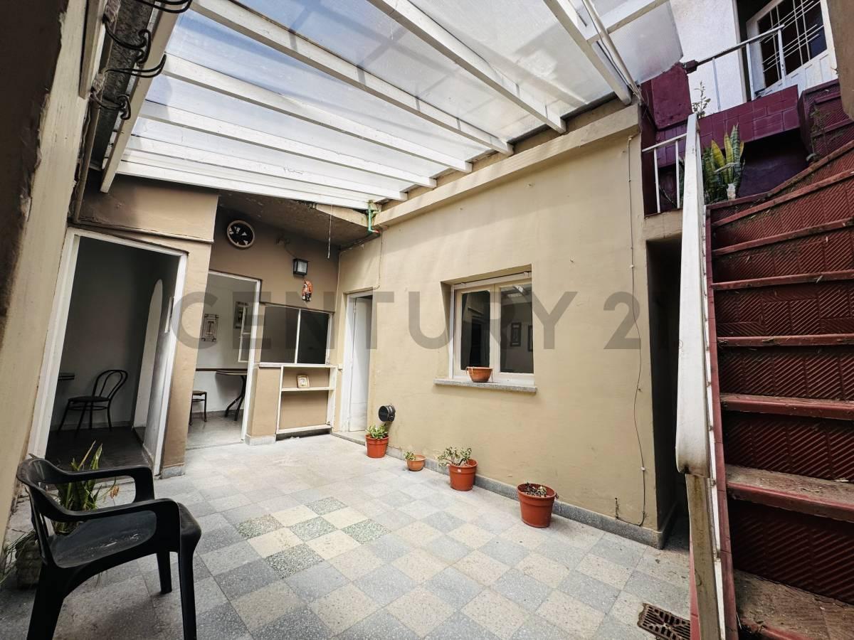 Foto de VENTA - PH 3 AMBIENTES - A REFACCIONAR - TERRAZA - SAAVEDRA, imagen 3