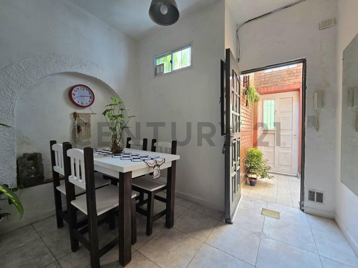 Foto de VENTA PH DE 3/4 AMBIENTES CON TERRAZA EN PATERNAL, imagen 4