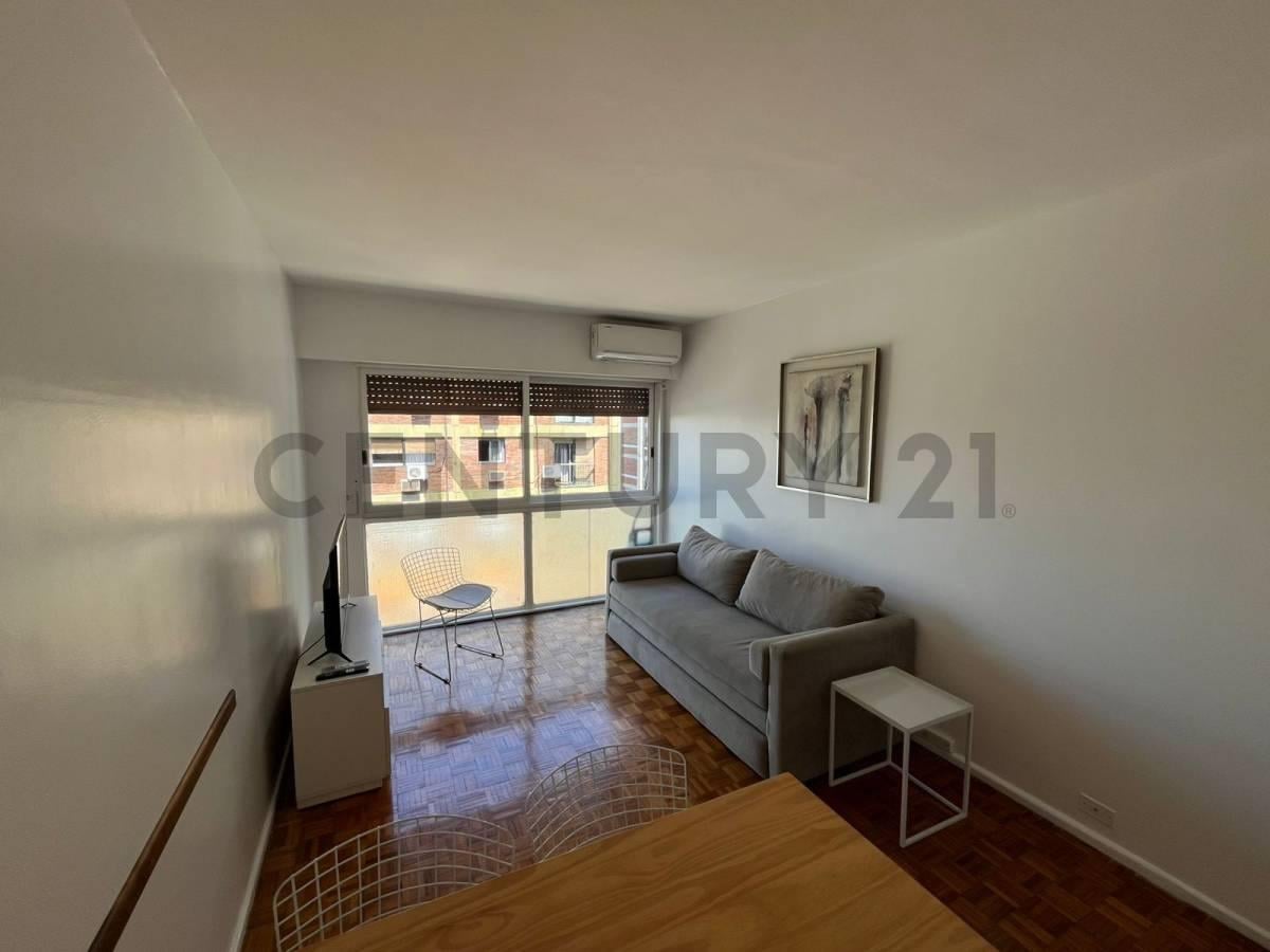 Foto de DEPTO AMOBLADO 2 AMBIENTES EN ALQUILER, imagen 1