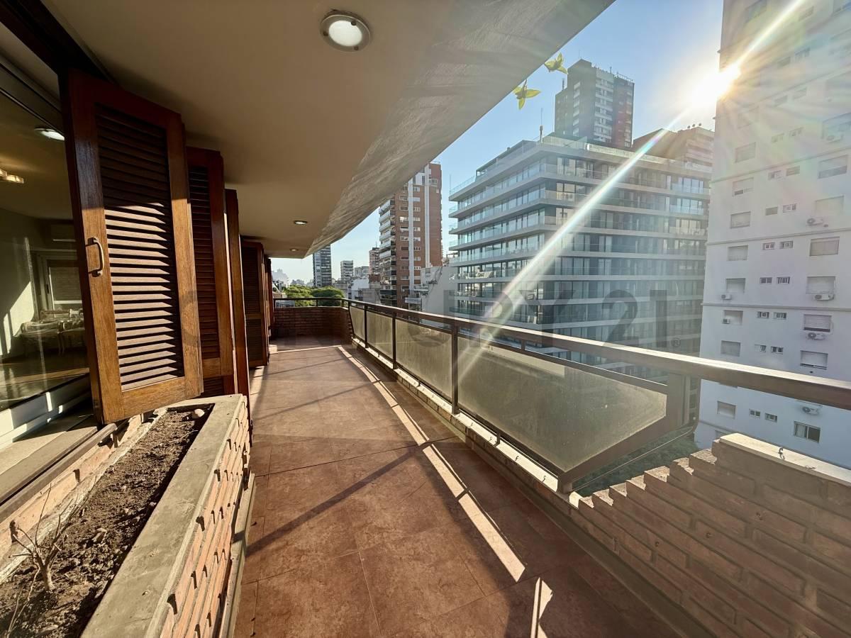Foto de Venta departamento 5 ambientes con dependencia, cochera y baulera, imagen 3